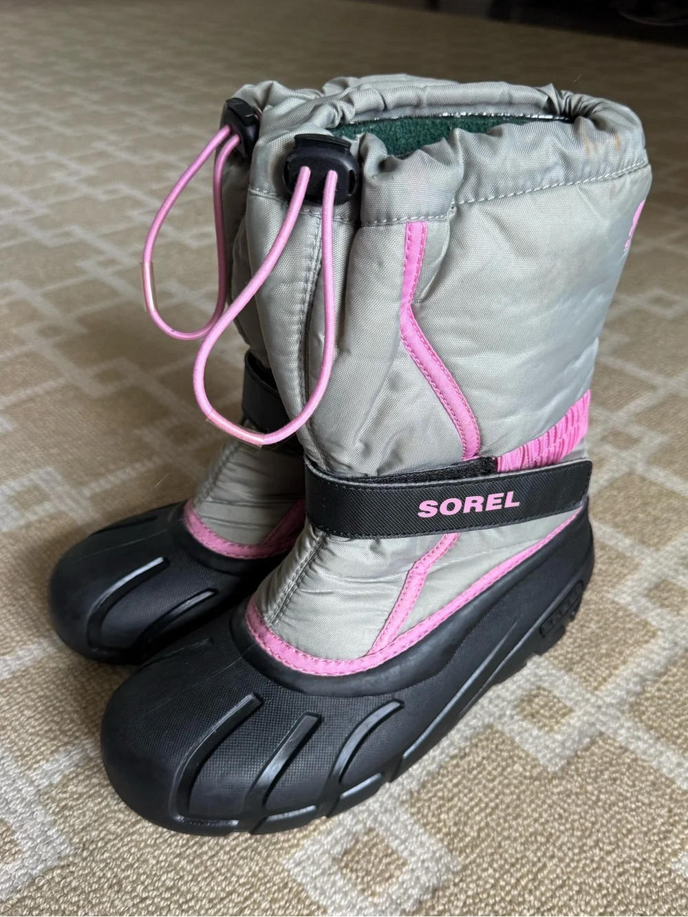 Sorel Kids Waterproof Winter Snow Boots Gray Black Pink Girls Size 5